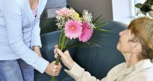 La formation des aidants familiaux France Alzheimer : un dispositif se déployant en EHPAD N° 41 • MARS 2016