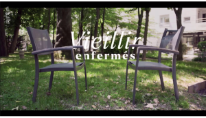 « Vieillir enfermés » : immersion dans un EHPAD touché par le Covid
