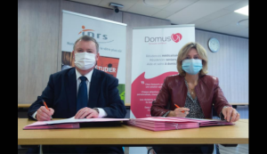 Renouvellement du partenariat national entre DomusVi et l’INRS sur la prévention des risques professionnels en EHPAD