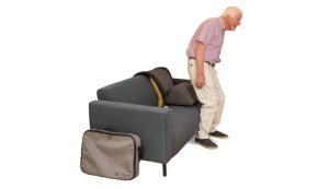 Le coussin releveur mobile SitNStand pour seniors, une innovation mondiale d'AXSOL