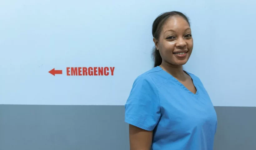 Comment les Infirmiers Coordinateurs Révolutionnent la Fidélisation du Personnel Soignant