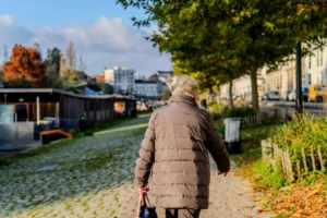 « Jardins Thérapeutiques en EHPAD : Un Élan Vers l'Autonomie des Résidents »