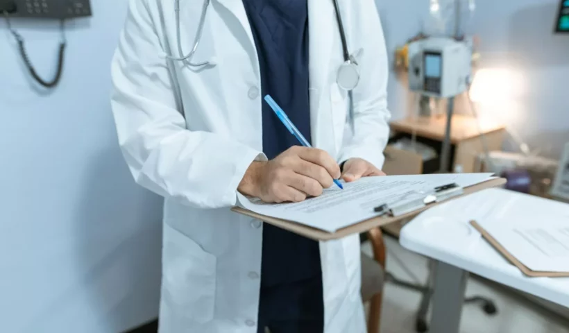Expertise TMS : Nouvelles Normes ARS et Évaluations HAS pour une Prévention Efficace
