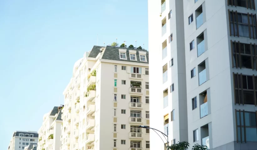 « Santé et Famille : L&rsquo;Art Subtil d&rsquo;Équilibrer Rendement LMNP et Bien-être »