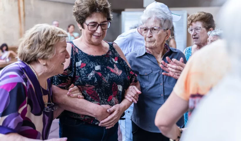 Vers une Communication Précoce : Dépistage des Risques Alzheimer et Parkinson