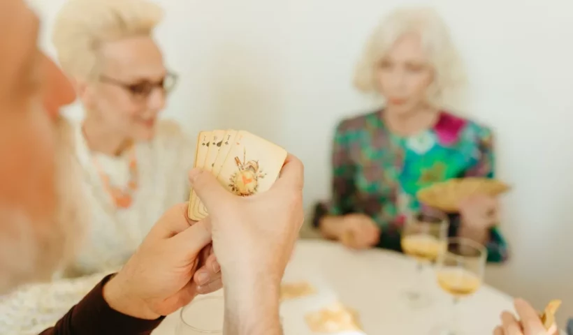 « Un Nouveau Souffle : L&rsquo;Impact des Ateliers Intergénérationnels en EHPAD »